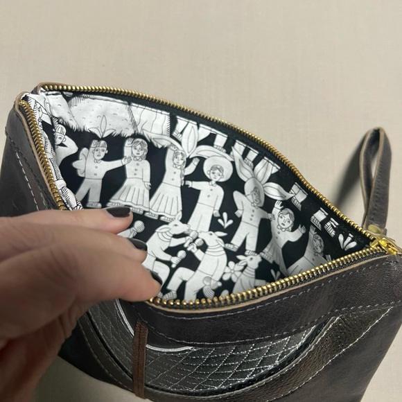 Maya Moon Handmade One-of-a-Kind Recycled Leather Clutch Wristlet Brown Copper - Picture 13 of 16